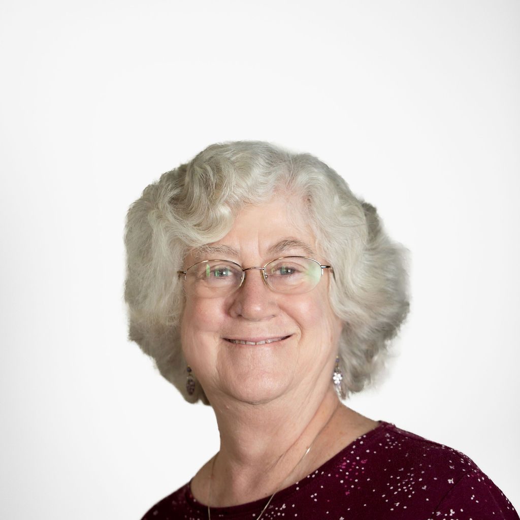 Sally Schneider-web